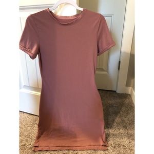 Alphalete t-shirt dress - Mauve